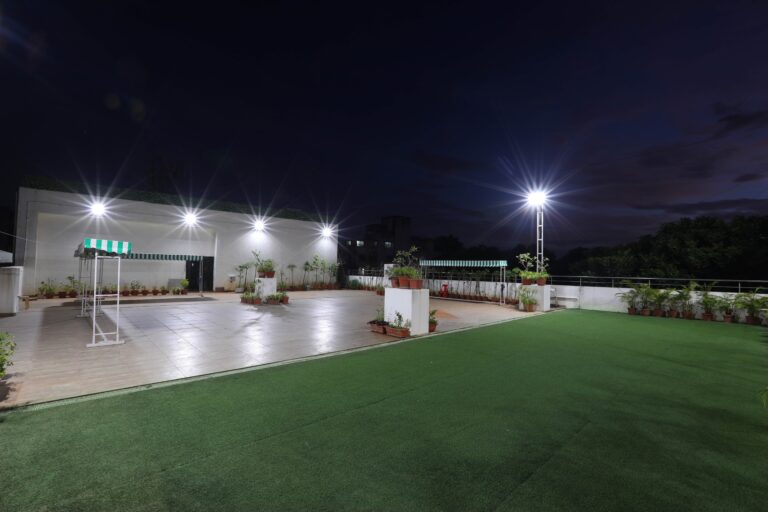 Open Terrace Empty 768x512